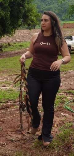 REGATA BÁSICA MARROM BORDADO BRIDÃO - loja online