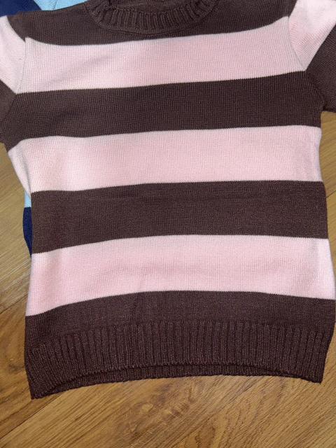 Blusa Listrada Manga Curta gola careca - comprar online