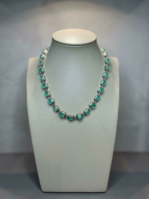 Colar fusion esmeralda colombiana zirconia branca retangulos e quadrados cravejados - comprar online
