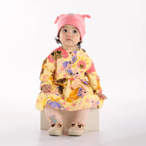 Conjunto vestido, legging e touca amarelo menininhas Três e Já