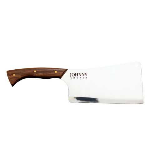 Cutelo em Aço inox modelo Chef, com lâmina em aço inox, cabo de madeira nobre, com acabamento polido premium, ideal para preparação de alimentos em geral em sua cozinha, além de ser perfeita para corte de churrascos, assados e grelhados.