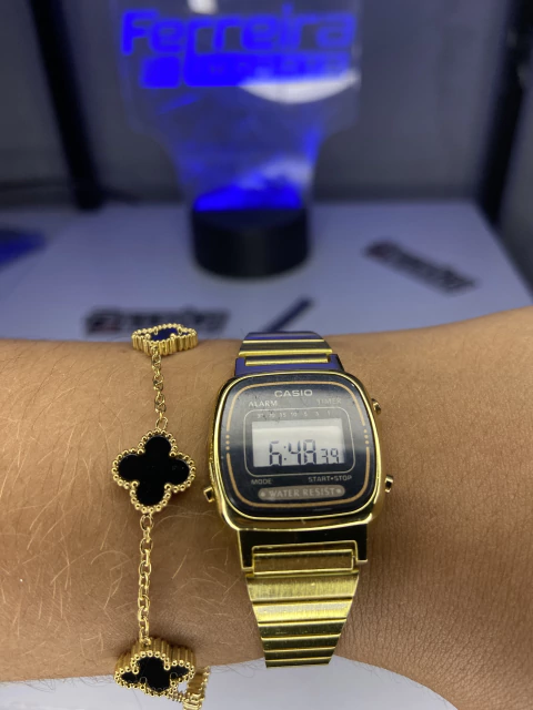 Relógio Casio Feminino La670 Retro Vintage Tamanho Mini na internet