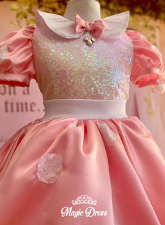 Minnie Pink en internet