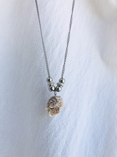 Collar CORA con Rosa del Desierto en bruto - comprar online