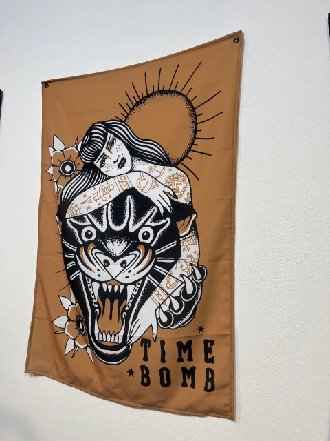 Bandeira Time Bomb (Pretty Vacant)