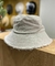 PILUSO DEFLECADO - Estilo Sombrero