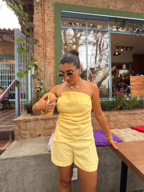 Shorts Yas - comprar online