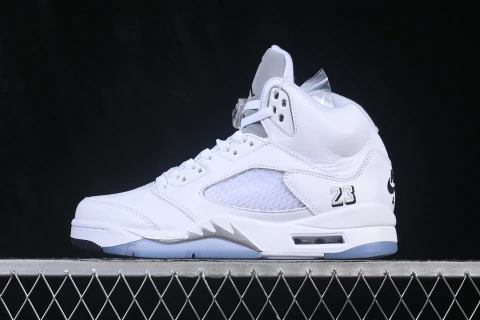 Jordan 5 Retro White Metallic (2026)