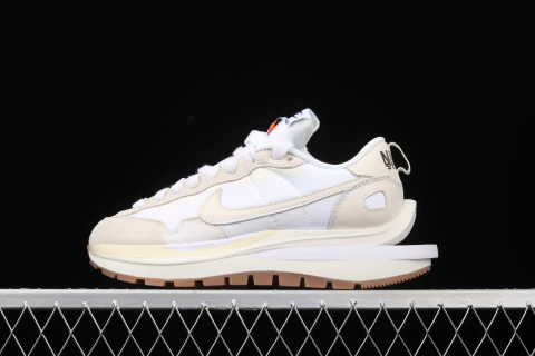 Nike Vaporwaffle Sacai Sail Gum - comprar online