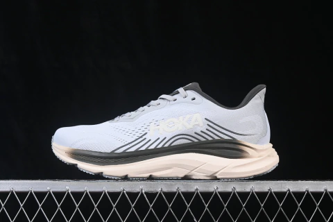 Hoka One One Clifton 11 Extra Butter