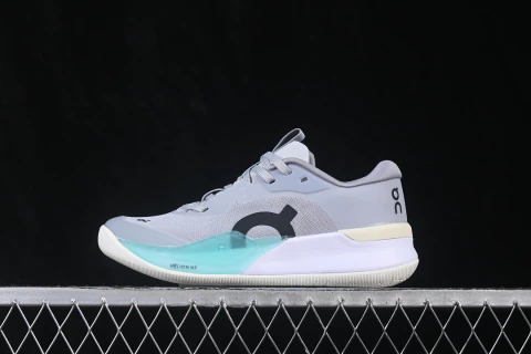 On The Roger Pro 3 Glacier/Light Blue