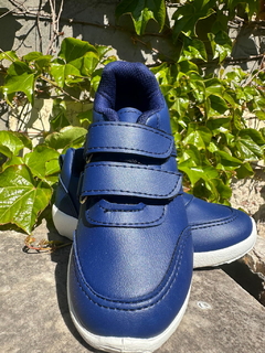 BASICO - ZAPATILLA CON ABROJO