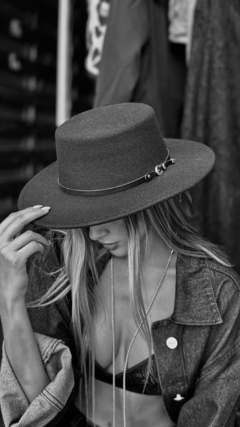 Sombrero Bloom en internet