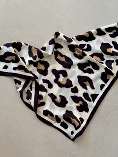 Pañuelo Yves