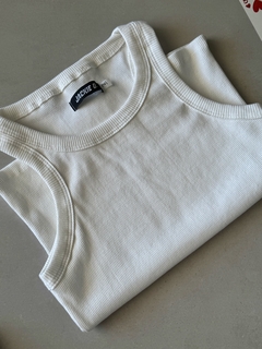 Imagen de Musculosa Natasha