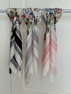 Pañuelo Miss Dior - tienda online