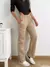 Jogger frisado recto con tajo Margot