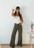 Pantalón gabardina wide leg con terminación al corte Trevi en internet