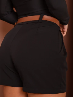 Shorts Mirela na internet