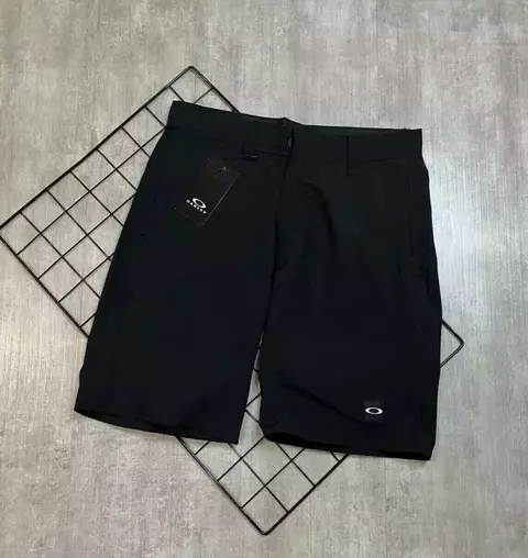 BERMUDA OAK. CASUAL ELASTANO PRETA