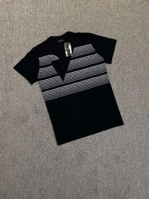 CAMISETA EMPÓRIO ARM.