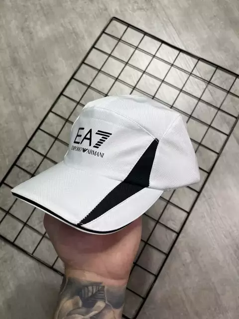 BONÉ EMPÓRIO ARM. SPORT