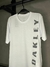 Camiseta Básica OAK. Branca - comprar online