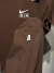 Camiseta Básica NK Marrom na internet