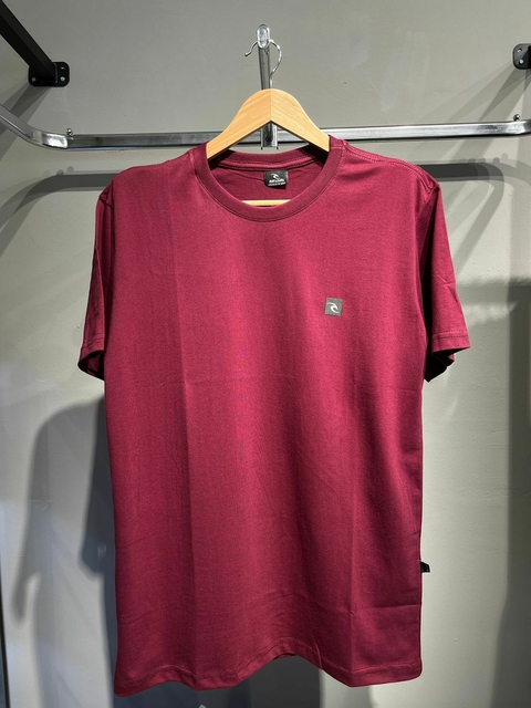 Camiseta Básica R. Curl Vinho - comprar online