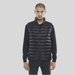 Chaleco poliester tipo Uniqlo