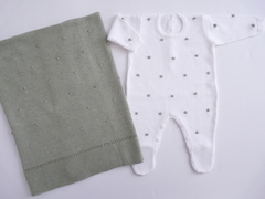 Saida de Maternidade Poá Verde Militar / Branco - comprar online