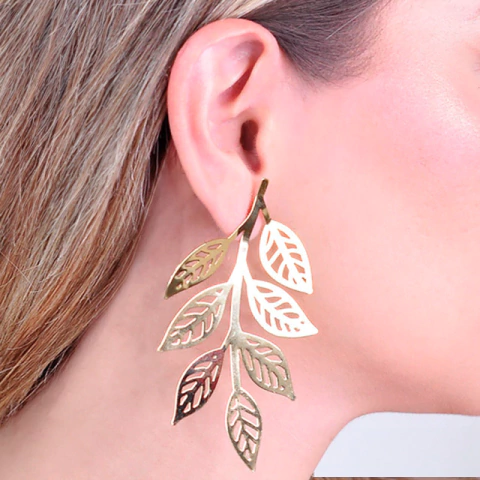 Brinco Semijoia Organico Folha Dourado