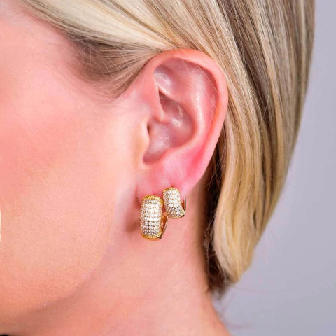 Brinco Semijoia Edlaine Argola Dupla Cravejada Dourado