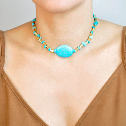 Choker Boho Canutilho e Cascalho Dourado