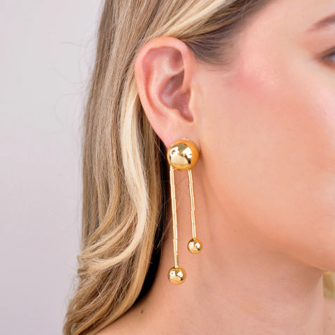 Brinco Semijoia Selene Canutilho e Esfera Dourado