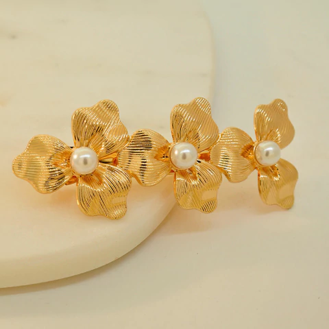 Prendedor Flor Dourado Feminino
