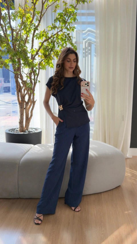 Calça Pantalona Risca de Giz Sabrina