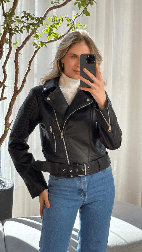 Jaqueta de Couro PU Det. Prata