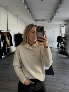 Sweater cuello alto en internet