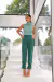 CALÇA FEMININA DETALHE BARRA VERDE