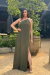 Imagem do VESTIDO DE FESTA UM OMBRO SÓ EM TECIDO CHIFFON VERDE OLIVA