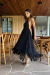VESTIDO MIDI COM FRANJAS NA BARRA PRETO na internet