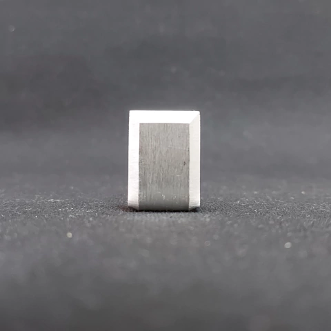 TR21 - Ponta Quadrada Curta