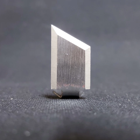 TR06 - Ponta Trapézio Direita