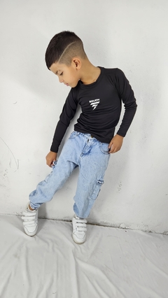 5 Remeras termicas frizadas de niños.