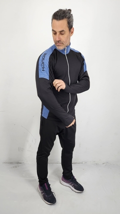 Imagen de 5 Conjuntos de hombre combinados. Campera y pantalon.