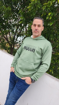 5 Buzos de Hombre con capucha. en internet