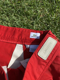 Bermuda Lacoste en internet