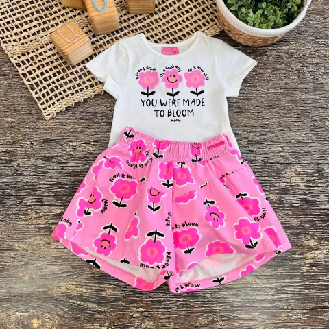 Conjunto Blusa e Shorts Broom & Grow - Momi - comprar online