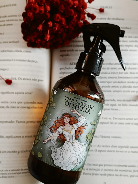 HOME SPRAY THE FATE OF OPHELIA